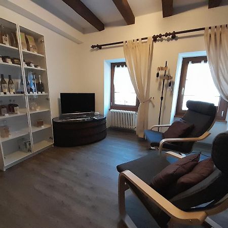 Studio Chez Un Vigneron Au Village Au 2Eme Etage Sans Ascenseur Villeneuve Exterior foto